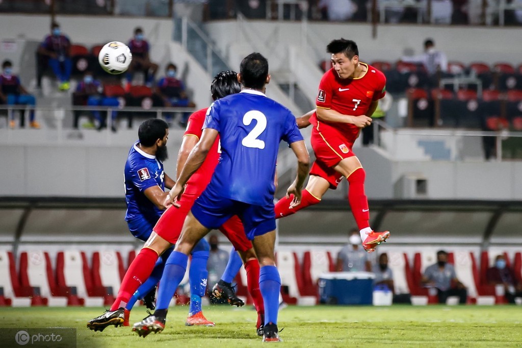 南亚劲旅大胜东亚球队，闯入淘汰赛的简单介绍