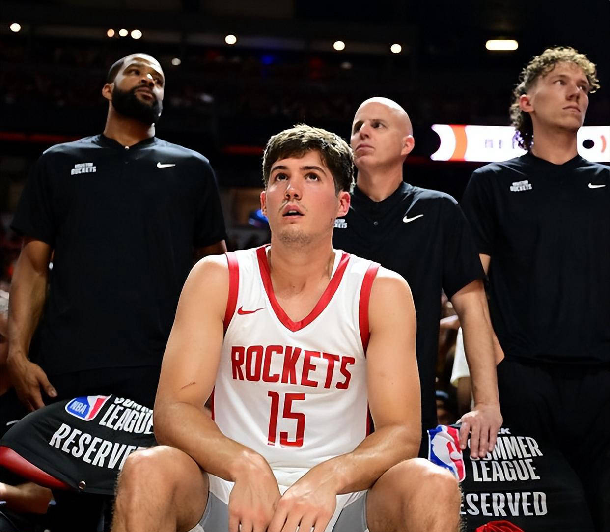 火箭遗憾失利，联盟第一巨头连续低迷的简单介绍